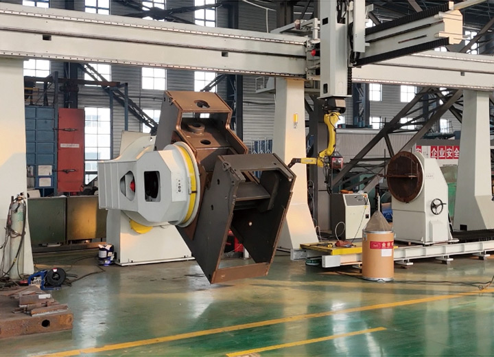 自动寻位，电弧跟踪，批量焊接